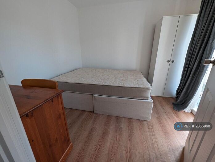 5 Bedroom Semi-Detached House To Rent In Edward Parker Road, Bristol, BS16