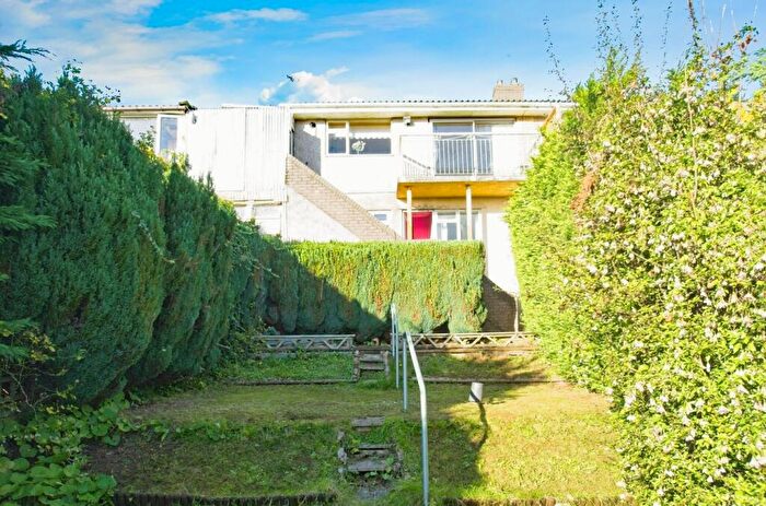 2 Bedroom Semi-Detached House For Sale In Lawrence Hill Avenue, Newport, NP19