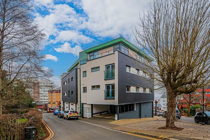 1 Bedroom Flat To Rent In Balmoral Quays, Penarth, CF64