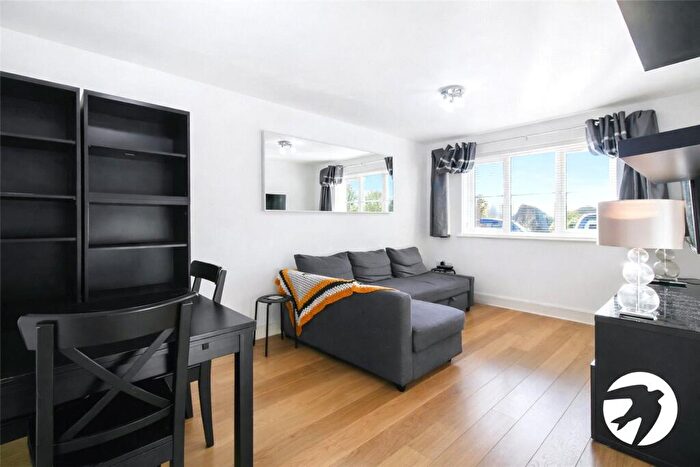 1 Bedroom Flat For Sale In Cumberland Place, London, SE6