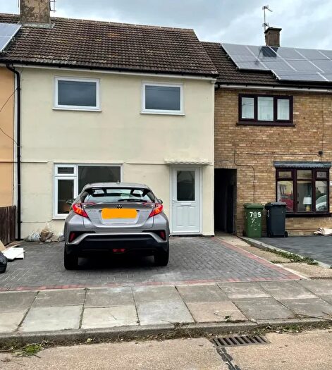 3 Bedroom Town House For Sale In Bedale Drive, Leicester, LE4