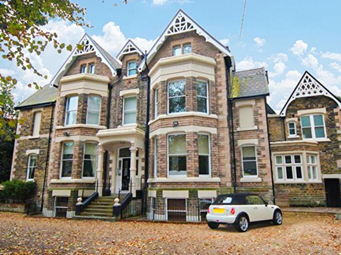 2 Bedroom Flat For Sale In Livingston Drive South, Liverpool, L17
