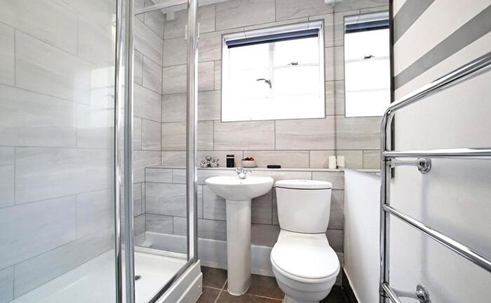 2 Bedroom Apartment To Rent In Gloucester Place, Marylebone, London, NW1