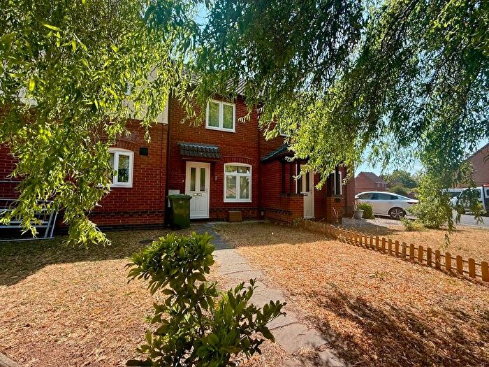 2 Bedroom Terraced House To Rent In Grasshopper Avenue, Worcester, WR5