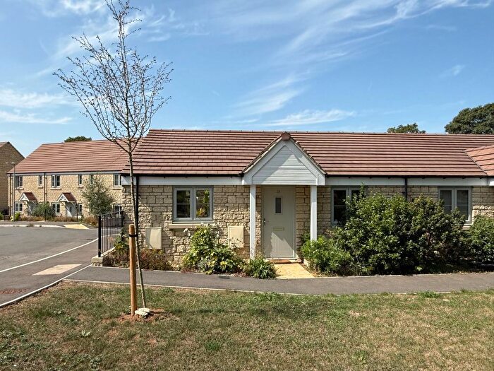 2 Bedroom Semi-detached Bungalow For Sale In Sycamore Grove, Chalford Hill, Stroud, GL6