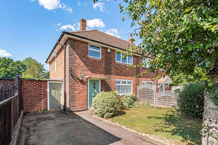 3 Bedroom Semi-Detached House For Sale In Middlemead Road, Bookham, KT23