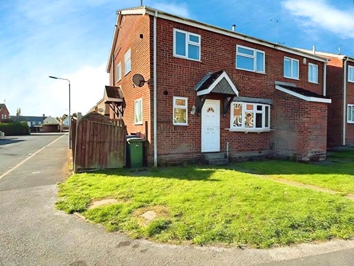 2 Bedroom Terraced House For Sale In Gateford Gardens, Worksop, Nottinghamshire, S81