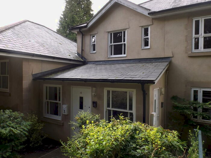 2 Bedroom Flat To Rent In The Elms, Oakhill, BA3