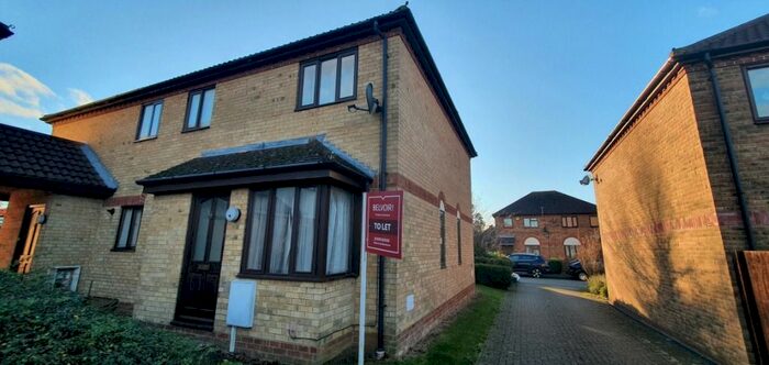 1 Bedroom End Of Terrace House To Rent In Groundsel Close, Walnut Tree, Milton Keynes, MK7