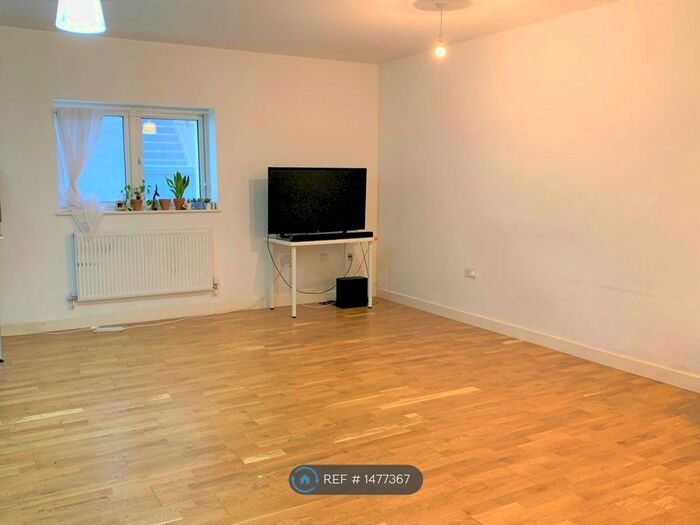 1 Bedroom Flat To Rent In Mackintosh Lane, London, E9