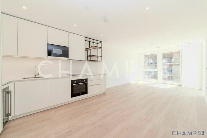 2 Bedroom Flat To Rent In Lavey House, Grand Union, Wembley, HA0