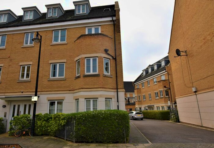 2 Bedroom Flat To Rent In Tower Mill Road, London, SE15