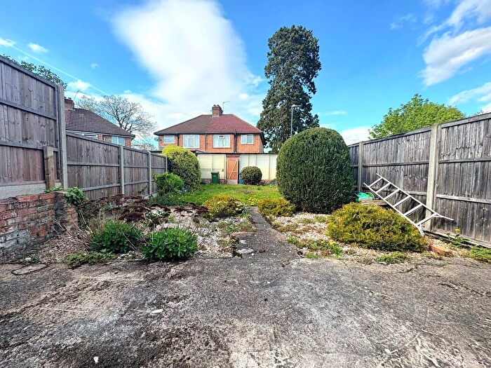 3 Bedroom Semi-Detached House For Sale In Boxtree Lane, Harrow, HA3