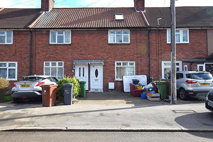 3 Bedroom Terraced House To Rent In Aylmer Road, Dagenham, RM8