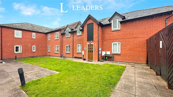 2 Bedroom Apartment For Sale In St. Francis Drive, Birmingham, West Midlands, B30