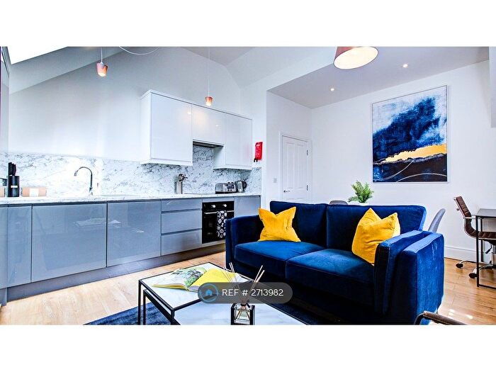 1 Bedroom Flat To Rent In Dukes Avenue, New Malden, KT3