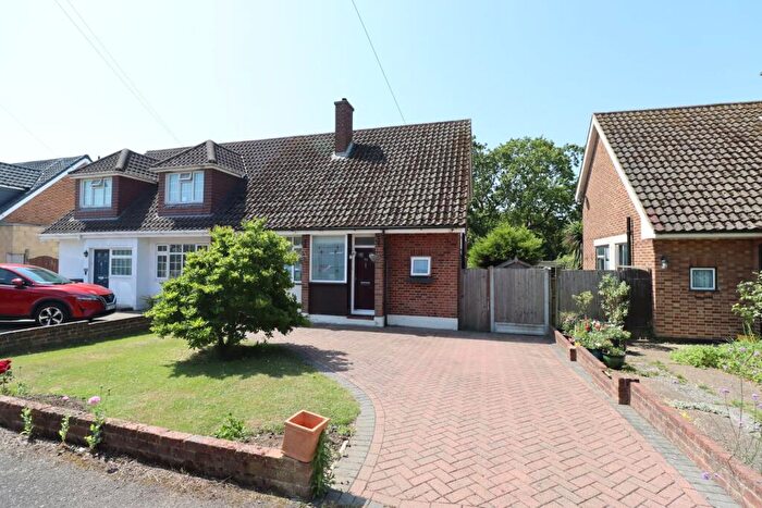 2 Bedroom Semi-Detached House For Sale In Kingswood Crescent, Rayleigh, SS6