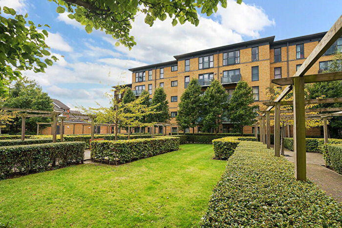 Studio For Sale In Spa Road, London, SE16