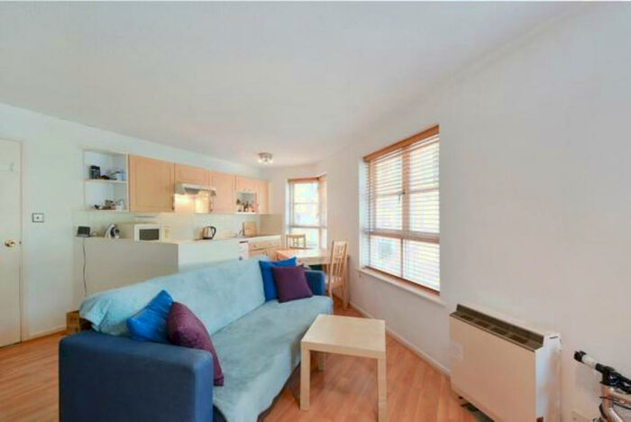 1 Bedroom Apartment To Rent In Monkton House, Wolfe Crescent, SE16