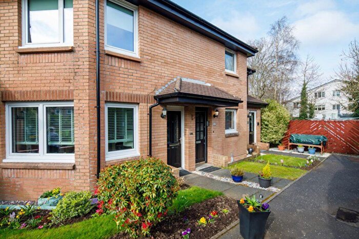 2 Bedroom Flat For Sale In Shaw Court, Newton Mearns, G77