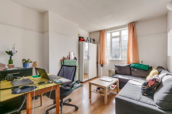 1 Bedroom Flat To Rent In Pentonville Road, Angel Southside, N1