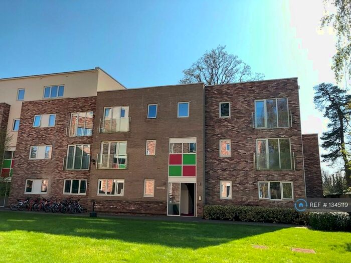 5 Bedroom Flat To Rent In Columbia Lodge, Southampton, SO16