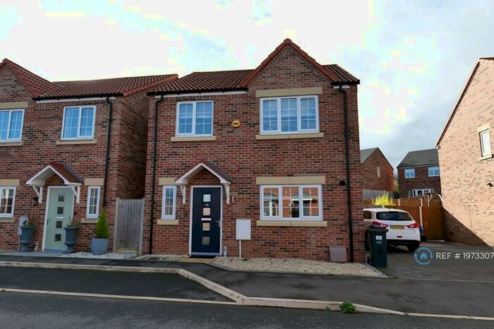 4 Bedroom Detached House To Rent In Messiter Way, Dudley, DY1