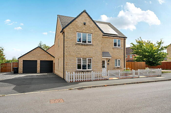 4 Bedroom Detached House For Sale In Stud Road, Oakham, LE15