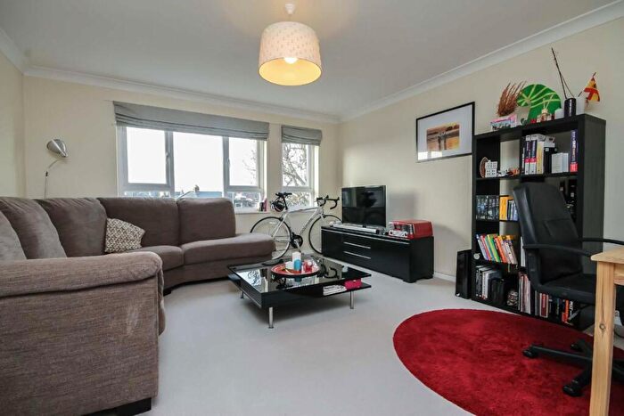 2 Bedroom Flat To Rent In Arundel Terrace, Barnes, SW13