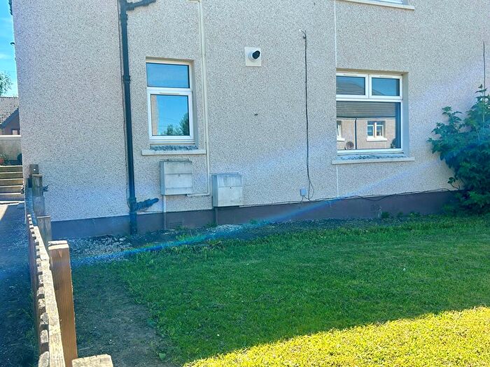 2 Bedroom Flat To Rent In Hozier Street, Carluke, ML8