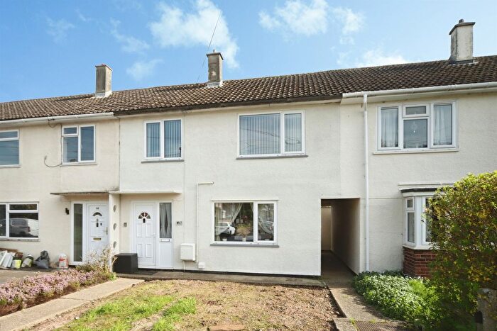 3 Bedroom Terraced House For Sale In Buckland Road, Taunton, TA2