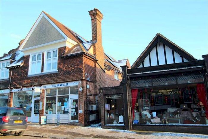 1 Bedroom Flat To Rent In Station Road West, Oxted RH8