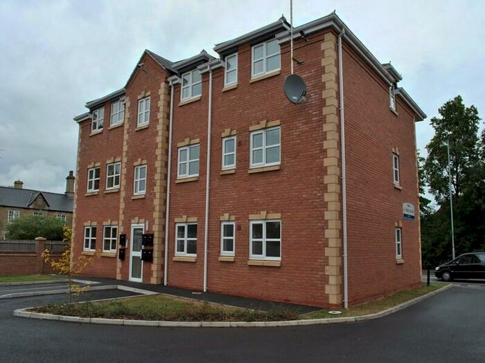 2 Bedroom Flat To Rent In Shire Lodge Close, Corby, NN17