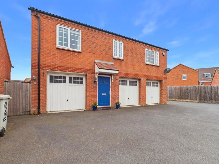 2 Bedroom Detached House For Sale In Albatross Way, Louth, LN11