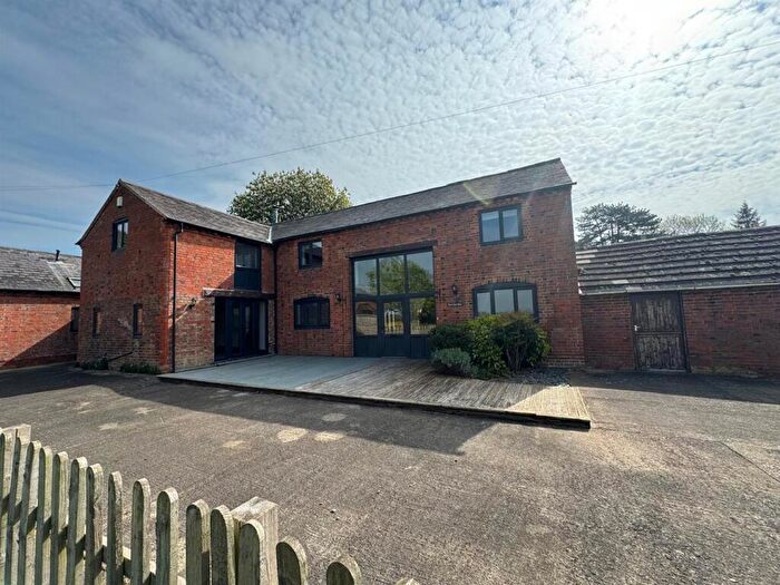 3 Bedroom Cottage To Rent In West View Barn, Elkington, Northants, NN6