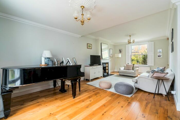 3 Bedroom Detached House To Rent In Clive Road, London, SE21