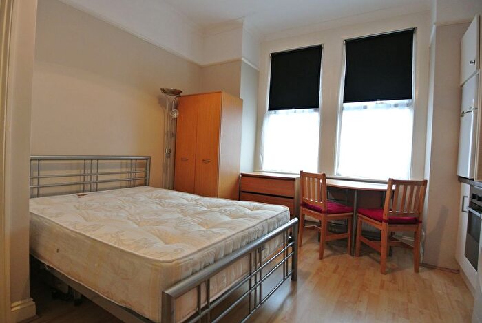 Studio To Rent In Mora Road, Cricklewood, NW2