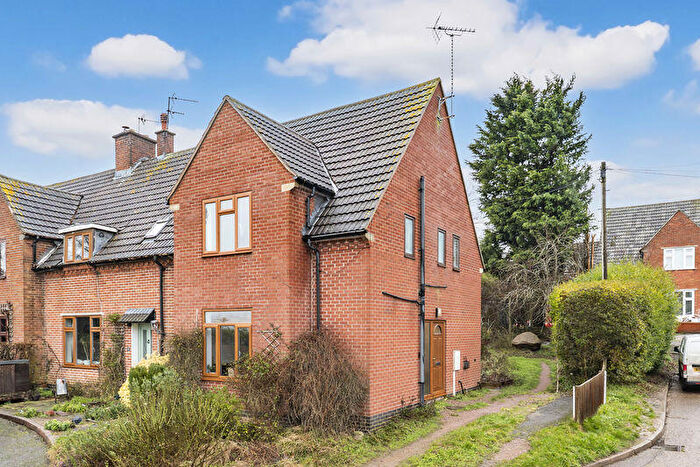 3 Bedroom Town House For Sale In Town End, Leicester, LE7