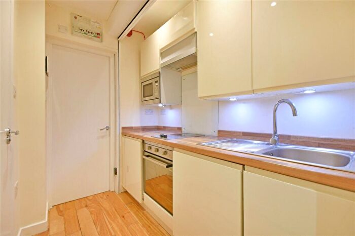 Studio To Rent In Iverson Road, West Hampstead, NW6