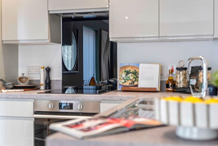 1 Bedroom Flat For Sale In Ham Road, Shoreham-By-Sea, BN43
