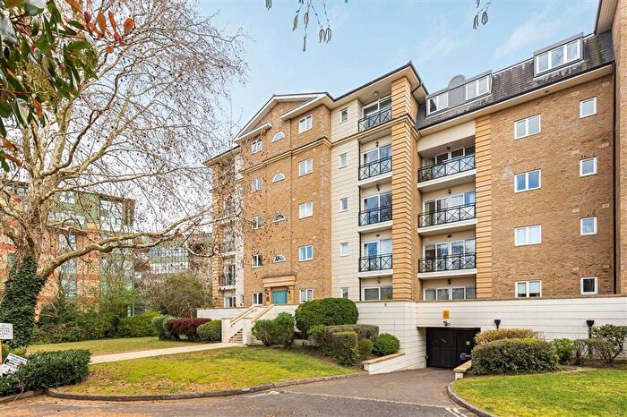 2 Bedroom Flat For Sale In Holst Mansions, London, SW13