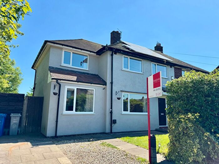 4 Bedroom Semi-Detached House To Rent In Delahays Road, Altrincham, WA15