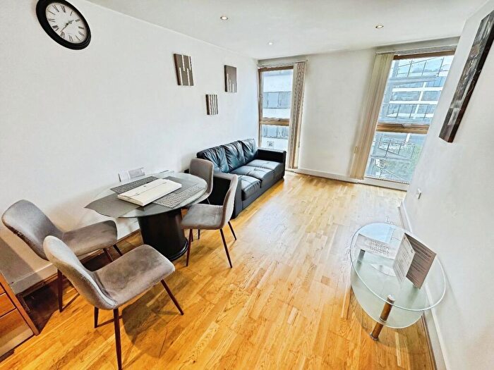 1 Bedroom Flat To Rent In Cartier House, The Boulevard, Leeds, West Yorkshire, LS10