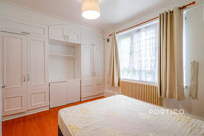 2 Bedroom Apartment To Rent In Reynolds House, E2