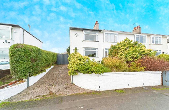 2 Bedroom End Of Terrace House For Sale In Clydesdale Avenue, Paisley, PA3