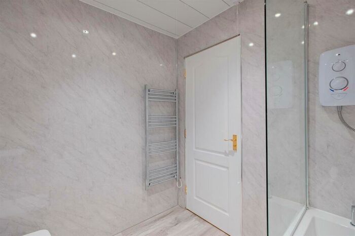 2 Bedroom Apartment To Rent In Scott Street, Motherwell, Motherwell, ML1