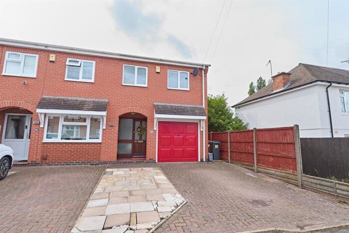 3 Bedroom Town House For Sale In Edward Street, Hinckley, LE10