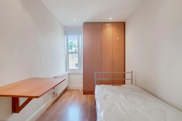 Studio To Rent In Southwell Gardens, South Kensington, SW7