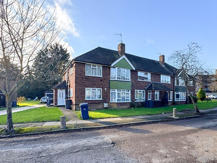 2 Bedroom Property To Rent In Sterling Avenue, Edgware, HA8