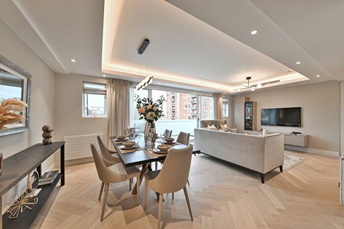 2 Bedroom Flat For Sale In Ennismore Gardens, London, SW7